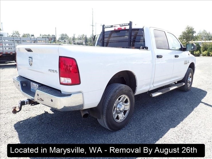 2018-dodge-3500-image-17
