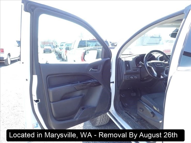 2016-gmc-canyon-image-2
