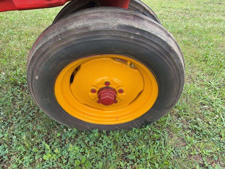 massey-ferguson-44-image-16