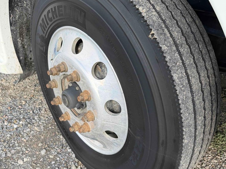 2020-kenworth-t680-image-4