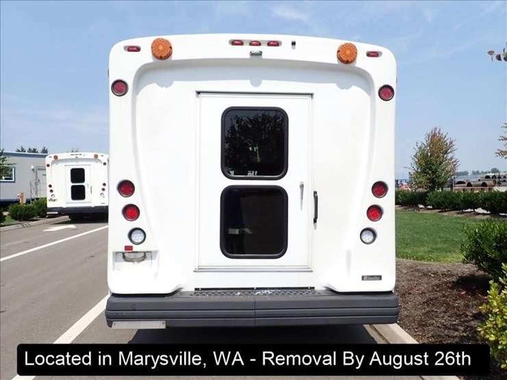 2019-ford-e450-image-16
