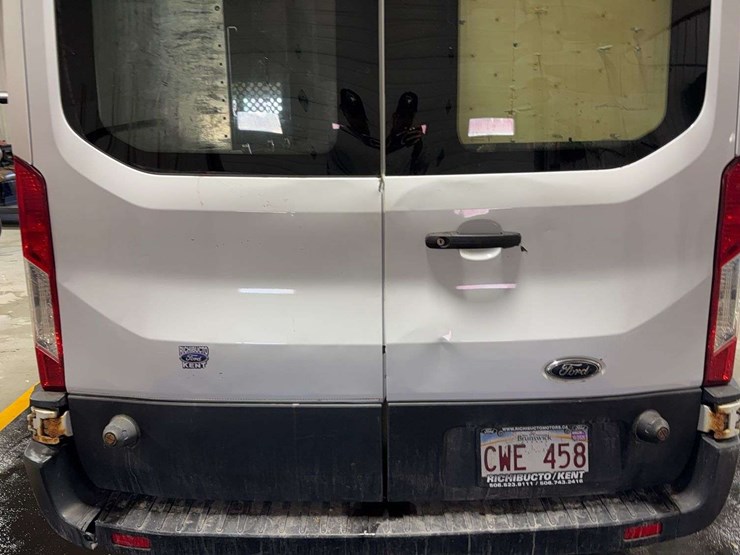 2020-ford-transit-image-27