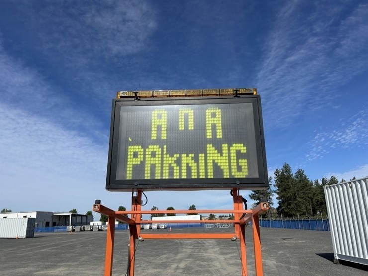 2001-diamond-brite-pcms-towable-sign-board-image-25