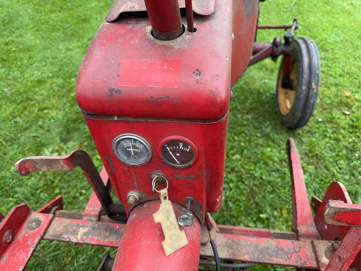 massey-harris-pacer-image-32