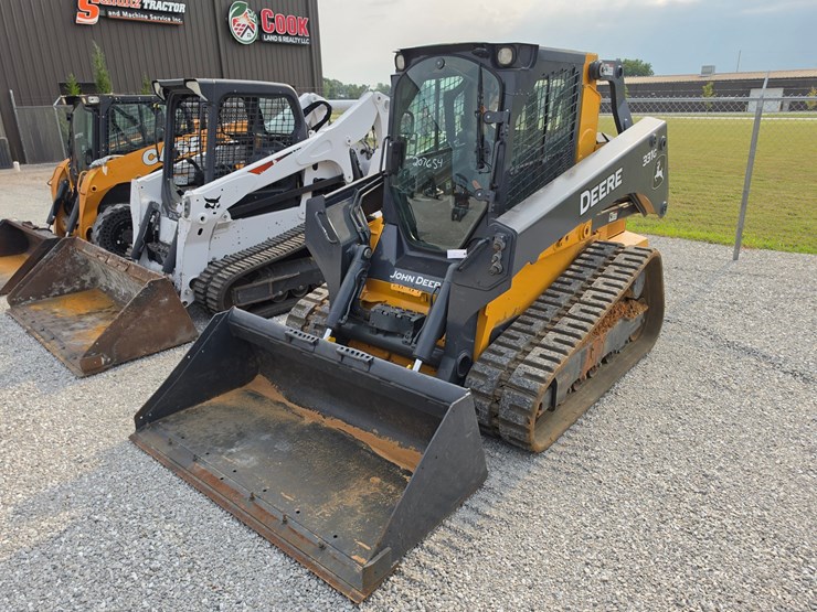 2019-deere-331g-image-24