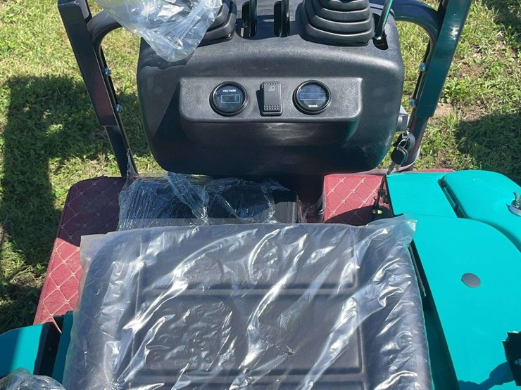 qk16r-mini-excavator-image-9