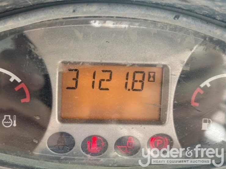 2022-bobcat-t595-image-4