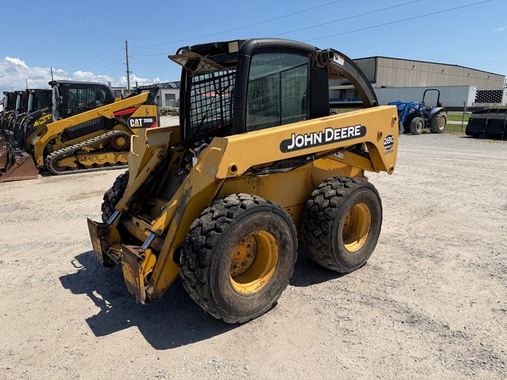 2004-john-deere-280-image-1