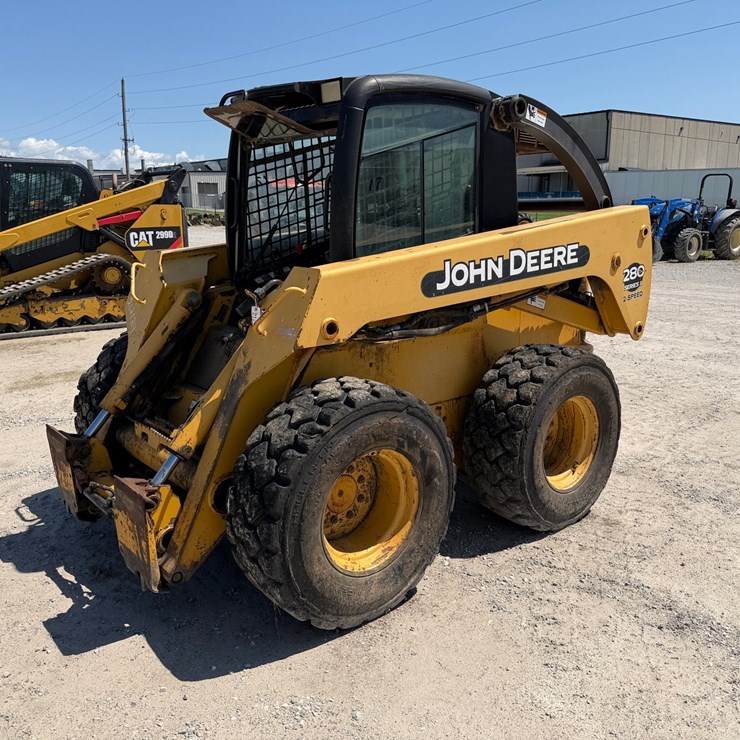 2004 JOHN DEERE 280