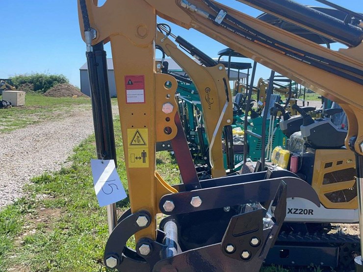 mx15rx-mini-excavator-image-5