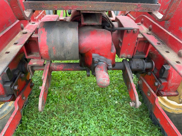 massey-harris-pacer-image-36