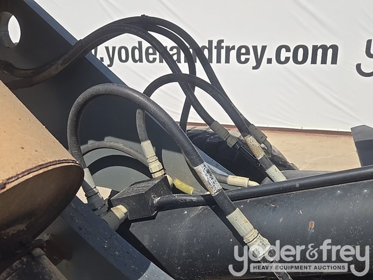 2012-jlg-g6-42a-image-27