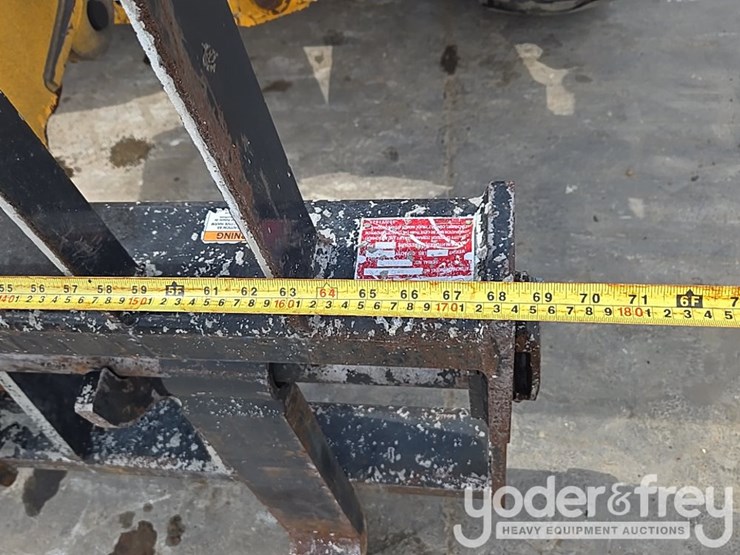 2017-jcb-510-56-image-17