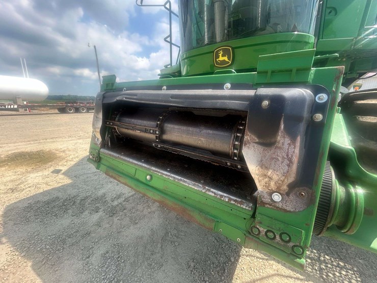 2011-john-deere-9770-sts-image-7