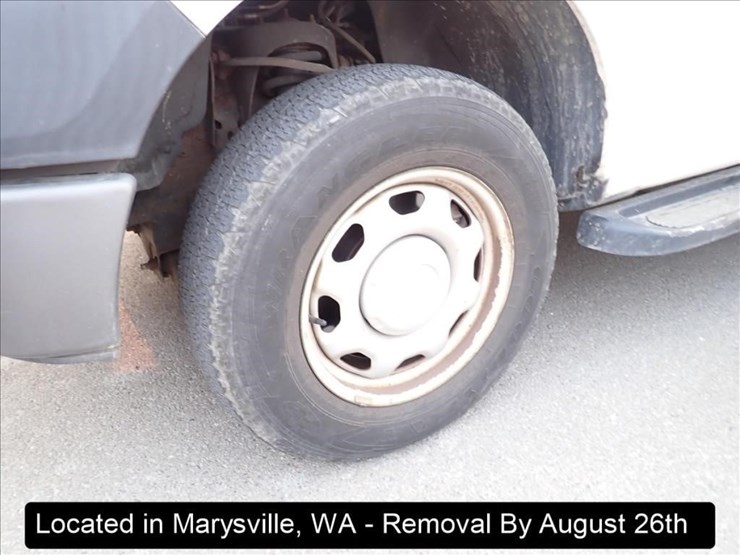 2013-ford-f150-xl-image-26