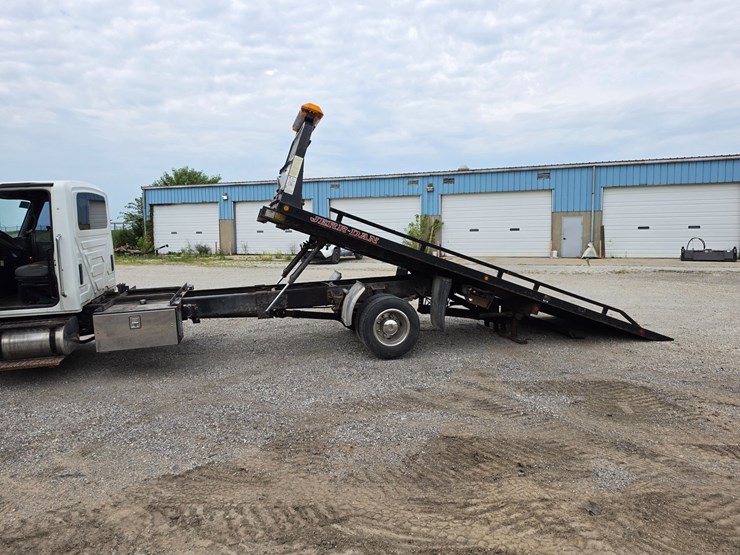 2002-international-durastar-4300-image-30