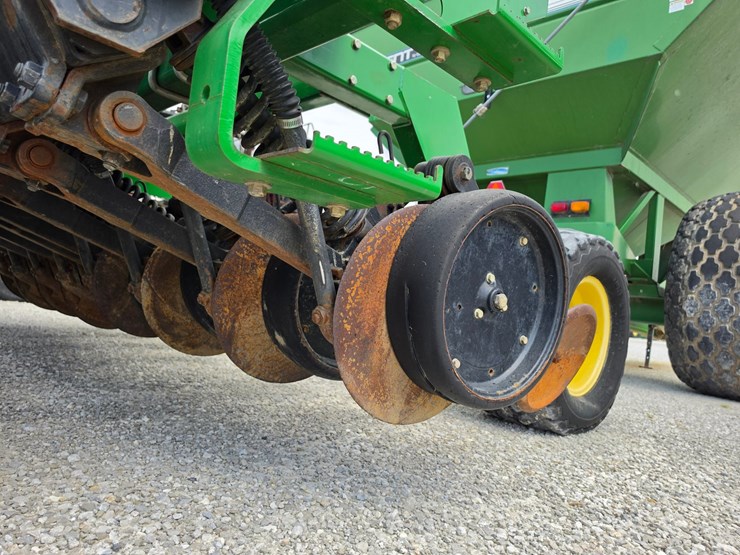 2009-john-deere-1590-image-7