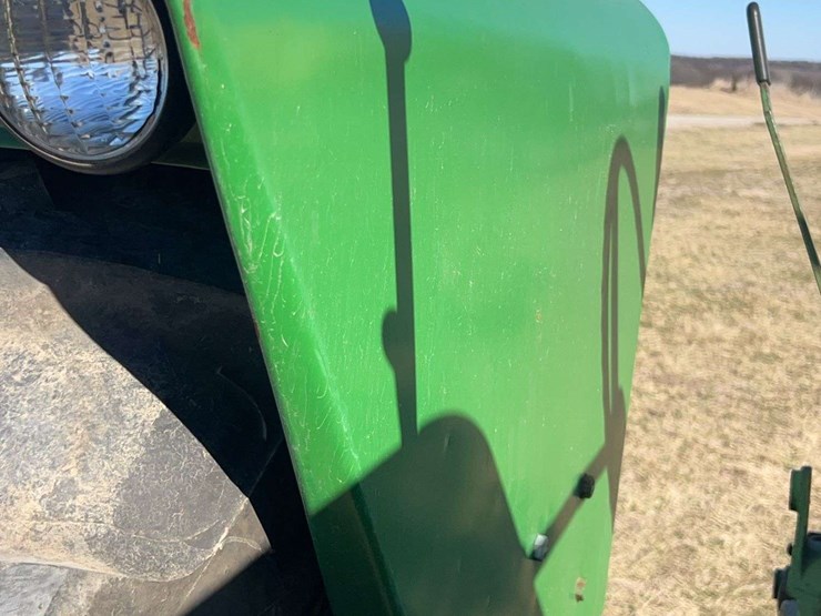john-deere-720-image-33