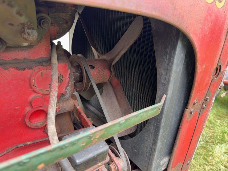 massey-ferguson-33-image-18