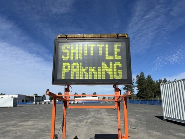 2001-diamond-brite-pcms-towable-sign-board-image-27