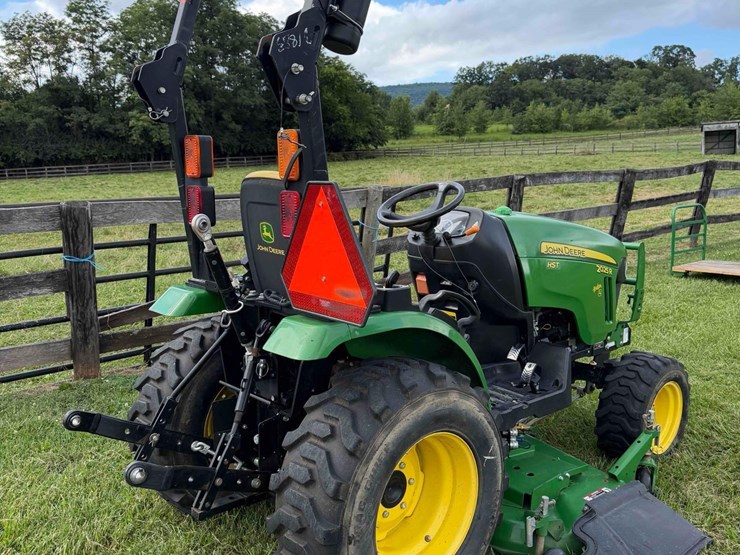 2025-john-deere-2025r-image-4