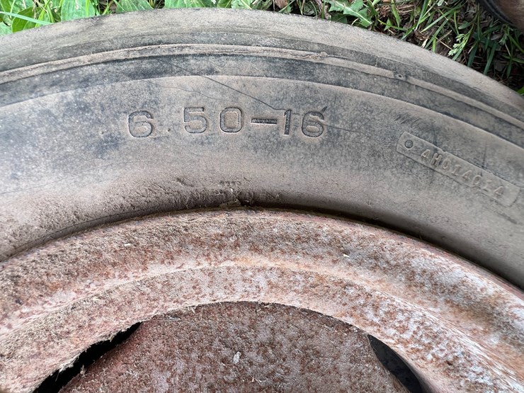 #9951-•-(3)-misc.-tires-image-8