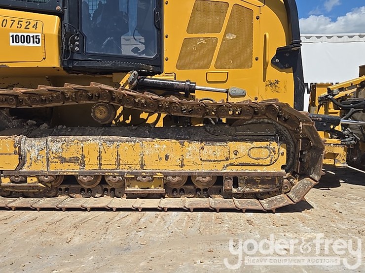 2019-caterpillar-d5k2-image-15