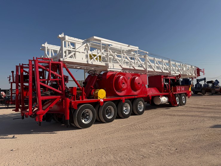 2014-service-king-675-dd-6-axle-well-service-rig,-109'x330k-#-mast-image-6