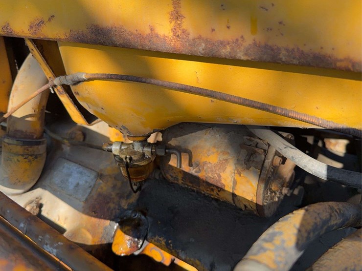 john-deere-440-image-34