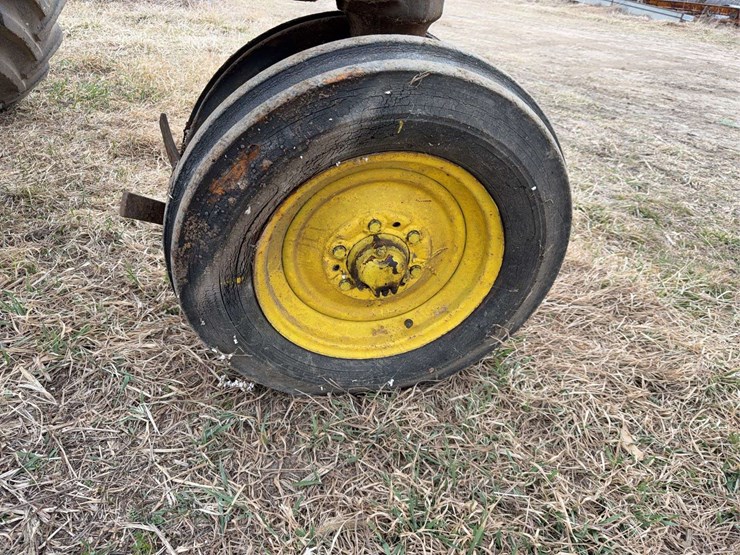 john-deere-a-image-16