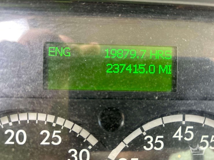 2016-freightliner-m2-106-image-6