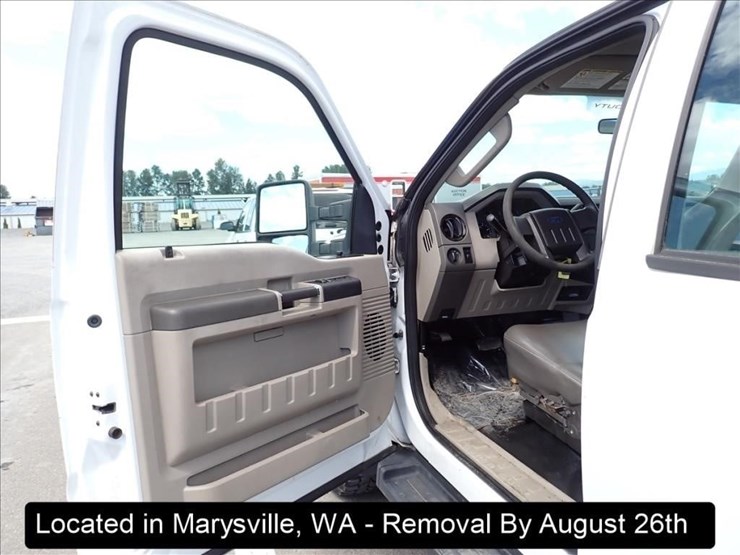 2010-ford-f250-xl-image-7