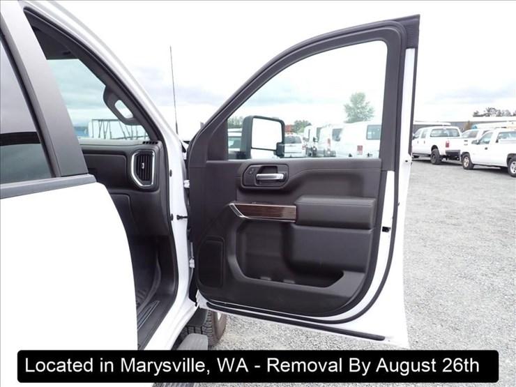 2023-chevrolet-2500-image-5