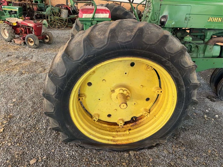 john-deere-70-image-15
