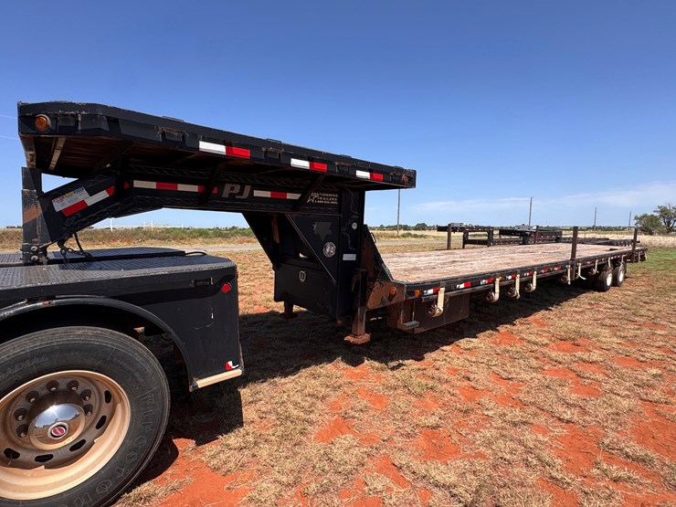 2014-pj-flatbed-image-1