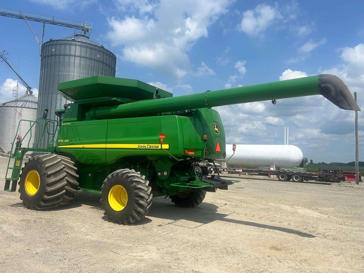 2011-john-deere-9770-sts-image-2