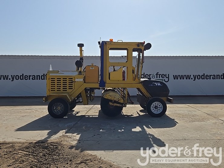 2016-superior-broom-dt80-image-6