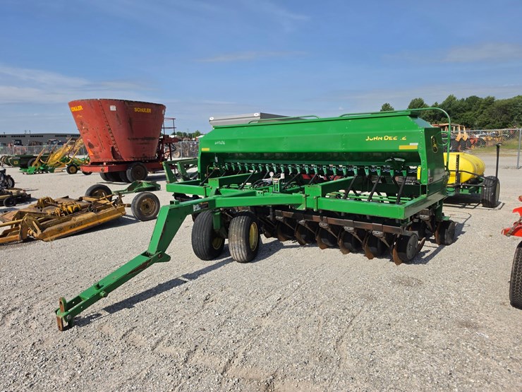 2002-john-deere-1590-image-16