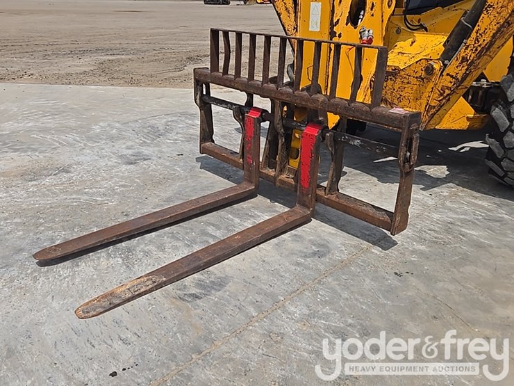 2017-jcb-510-56-image-15