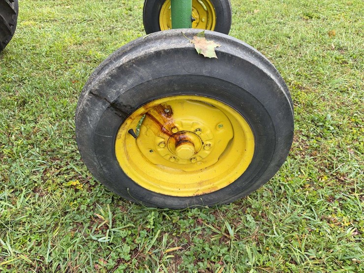 1957-john-deere-420-image-22