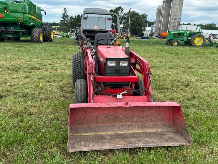 massey-ferguson-1020-image-8
