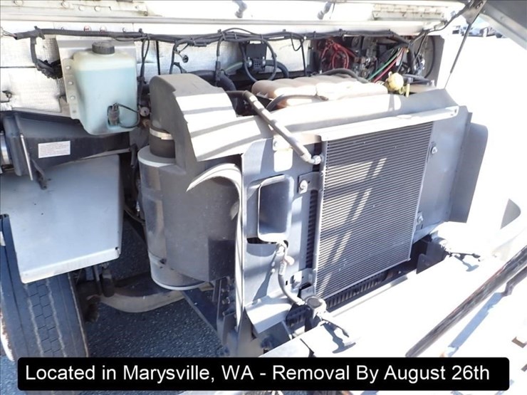 2012-freightliner-mt55-image-7