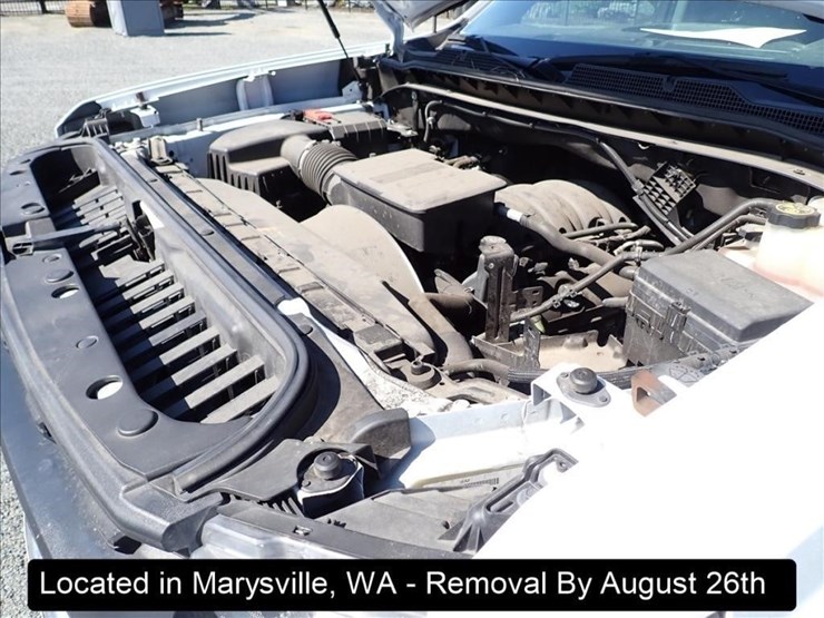 2022-chevrolet-3500-image-22