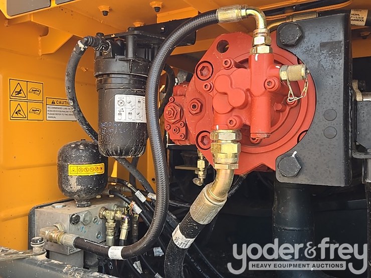 2018-hyundai-hx260l-image-43