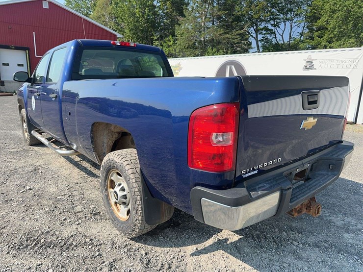 2013-chevrolet-silverado-2500hd-image-7