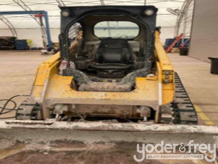 2021-caterpillar-259d3-image-4