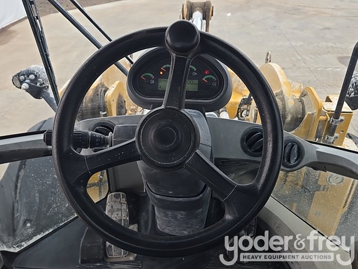 2019-caterpillar-938m-image-54