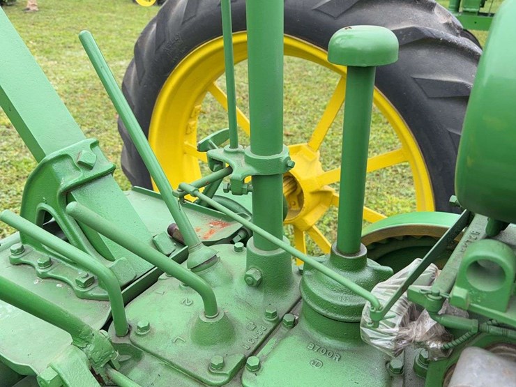 john-deere-model-b-image-28