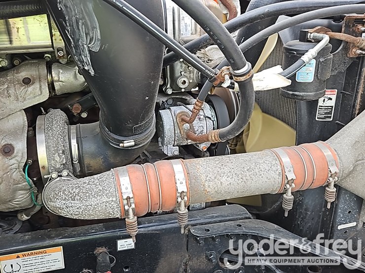 2019-freightliner-cascadia-125-image-19