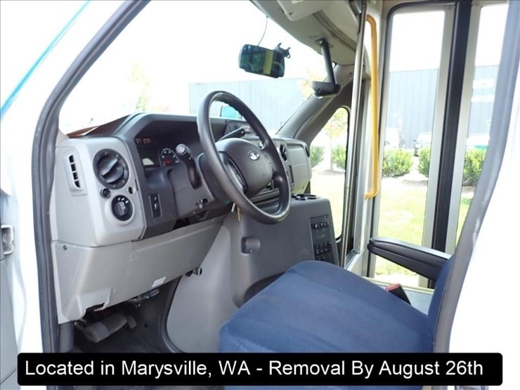2019-ford-e450-image-21